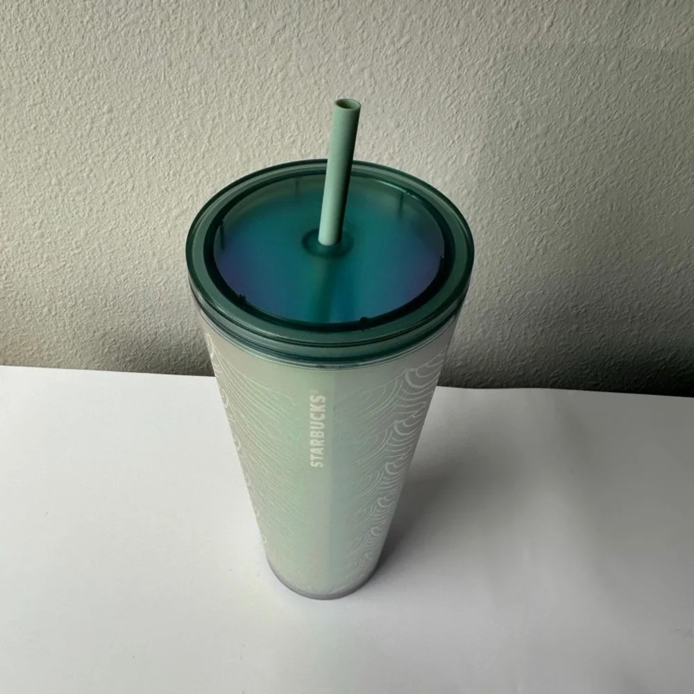 Starbucks 2021 50th 24oz Venti Iridescent Siren Tail Pearl‎ Cold Cup Tumbler